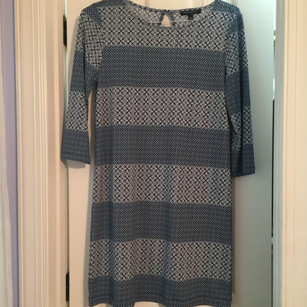 Banana Republic Casual Three Quarter Sleeve Dress